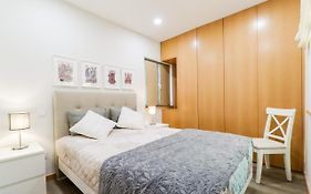 Tiana Apartment - City Centre With Terrace