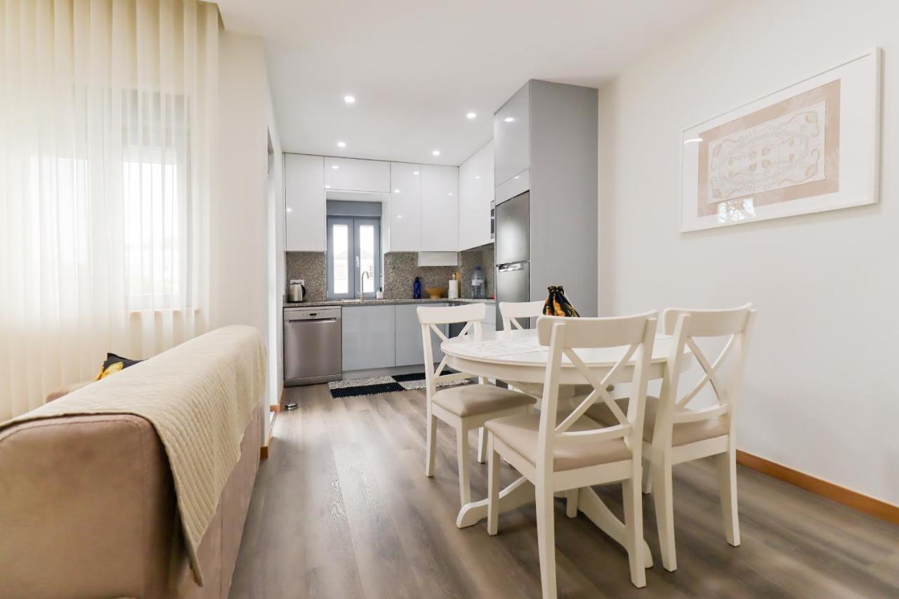 Tiana Apartment - City Centre With Terrace Viana do Castelo Extérieur photo